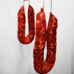 salsiccia curva appesa pezzo la corte